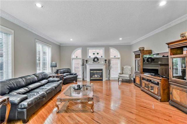 52 Treeline Blvd, House detached with 4 bedrooms, 3 bathrooms and 4 parking in Brampton ON | Image 6