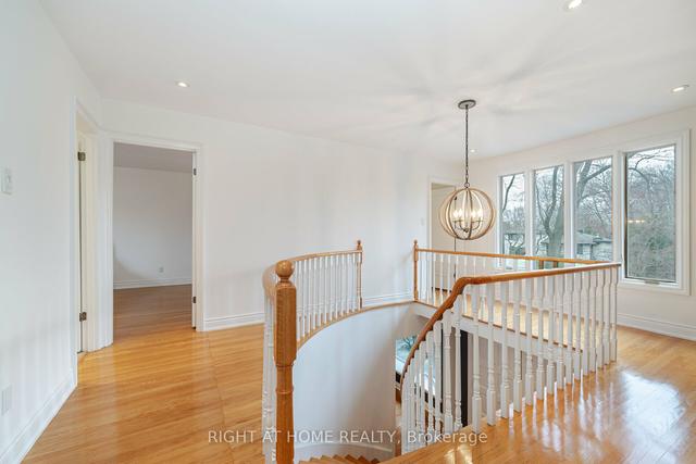 1481 Chriseden Dr, House detached with 4 bedrooms, 4 bathrooms and 6 parking in Mississauga ON | Image 16