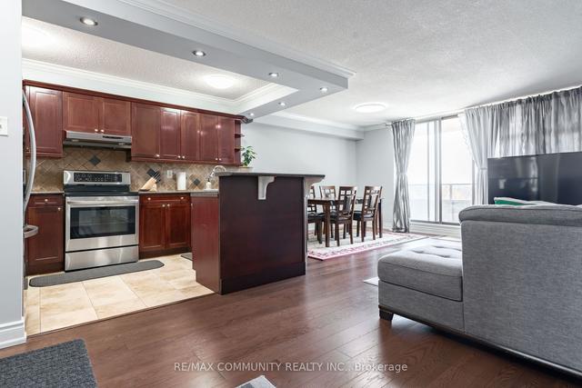 706 - 135 Marlee Ave, Condo with 2 bedrooms, 2 bathrooms and 1 parking in Toronto ON | Image 15