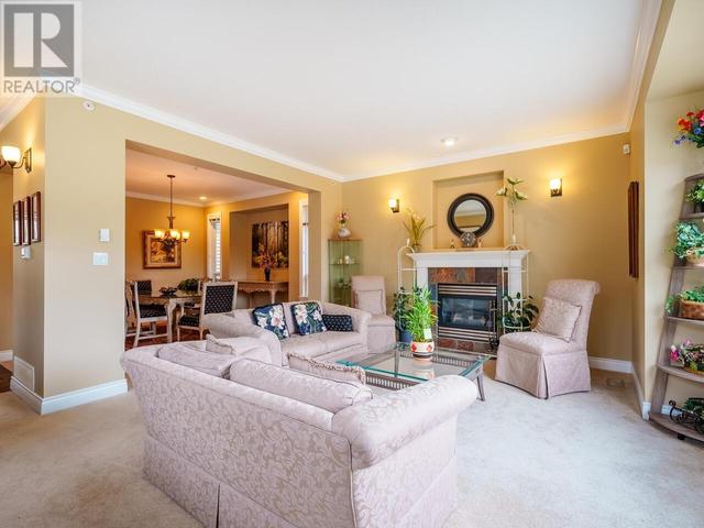 18 - 1705 Parkway Boulevard, House detached with 5 bedrooms, 4 bathrooms and 4 parking in Coquitlam BC | Image 5