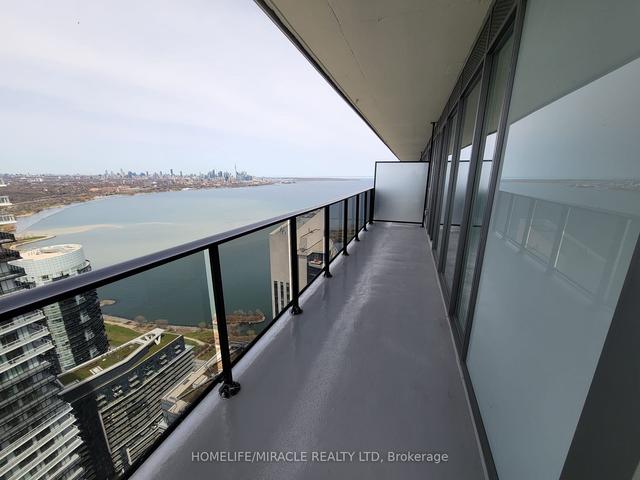 4902 - 70 Annie Craig Dr, Condo with 1 bedrooms, 2 bathrooms and 1 parking in Toronto ON | Image 24
