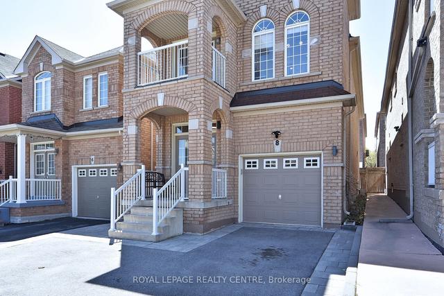 8 Catalpa Cres, House detached with 4 bedrooms, 4 bathrooms and 3 parking in Vaughan ON | Image 23