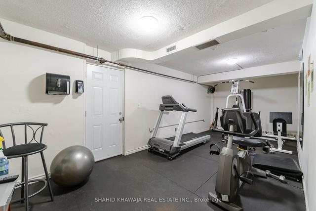 1004 - 75 Glenburn Crt, Condo with 3 bedrooms, 1 bathrooms and 2 parking in Hamilton ON | Image 24