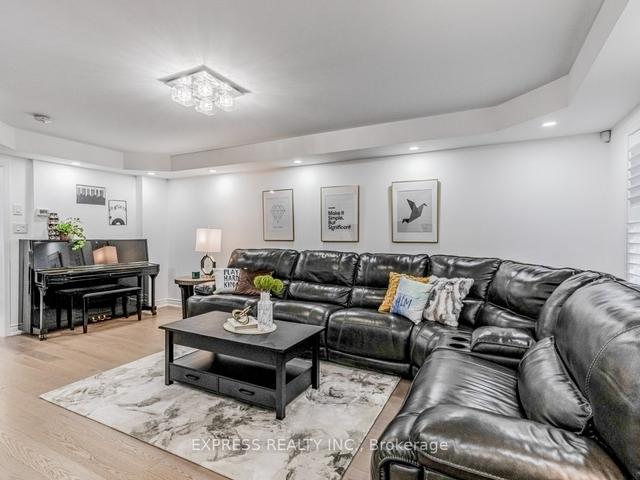 85 Roxton Rd, House detached with 3 bedrooms, 4 bathrooms and 2 parking in Oakville ON | Image 35
