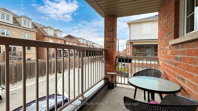 27 Sergio Marchi St, House attached with 3 bedrooms, 4 bathrooms and 2 parking in Toronto ON | Image 17