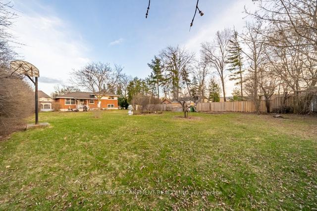 63 Deerhurst Rd, House detached with 3 bedrooms, 2 bathrooms and 8 parking in Hamilton ON | Image 25