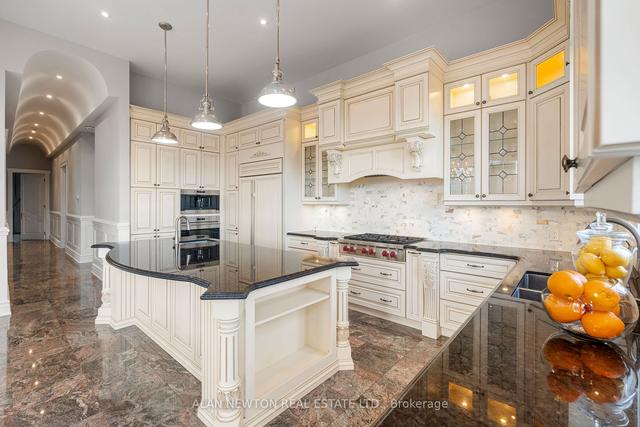 760 Woodland Acres Cres, House detached with 4 bedrooms, 7 bathrooms and 15 parking in Vaughan ON | Image 21