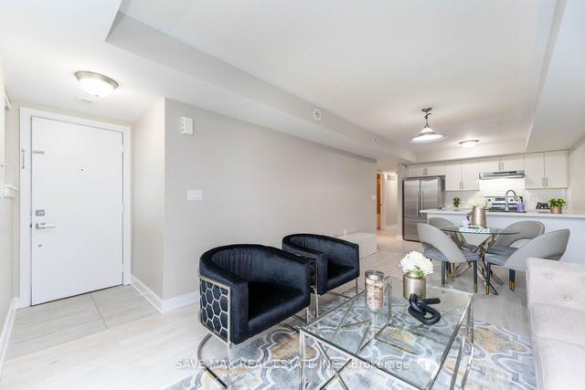98 - 100 Dufay Rd N, Townhouse with 2 bedrooms, 2 bathrooms and 2 parking in Brampton ON | Image 26