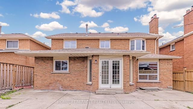 74 Kingknoll Dr, House detached with 4 bedrooms, 4 bathrooms and 4 parking in Brampton ON | Image 35