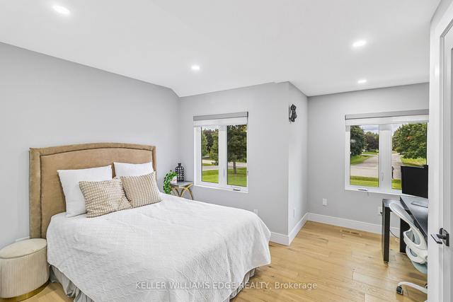 16 Mercury Rd, House detached with 4 bedrooms, 4 bathrooms and 20 parking in Hamilton ON | Image 9
