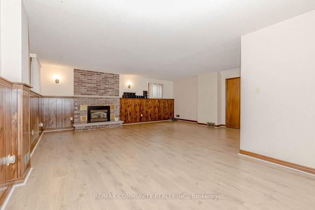 12 Hart Cres, House detached with 4 bedrooms, 3 bathrooms and 4 parking in London ON | Image 20