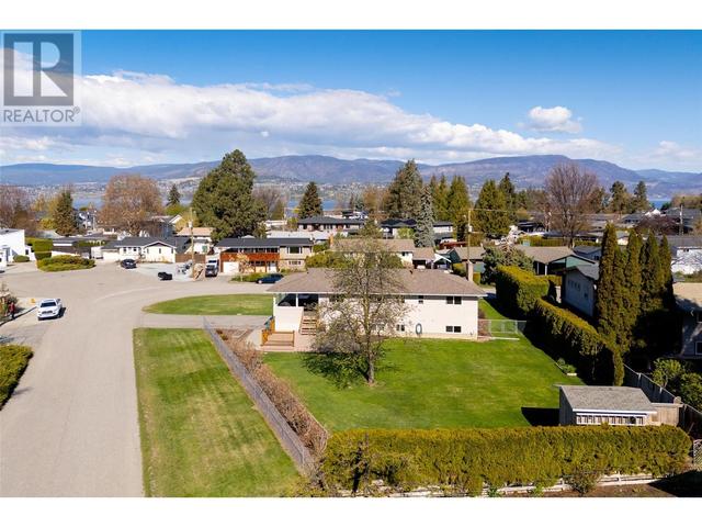 4447 Pinegrove Road, House detached with 5 bedrooms, 2 bathrooms and 4 parking in Kelowna BC | Image 47