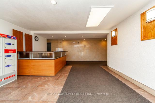 911 - 180 Markham Rd, Condo with 3 bedrooms, 2 bathrooms and 1 parking in Toronto ON | Image 12