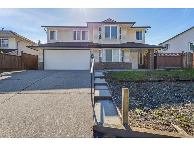 2969 E Osprey Drive, House detached with 6 bedrooms, 4 bathrooms and null parking in Abbotsford BC | Image 1