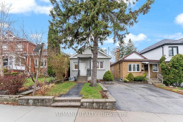 414 Northcliffe Blvd, House detached with 2 bedrooms, 2 bathrooms and 3 parking in Toronto ON | Image 1