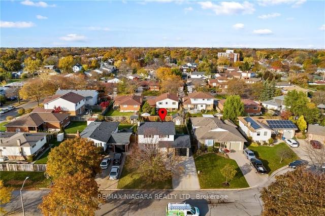 7 Mayfair Crt, House detached with 4 bedrooms, 3 bathrooms and 5 parking in St. Catharines ON | Image 31