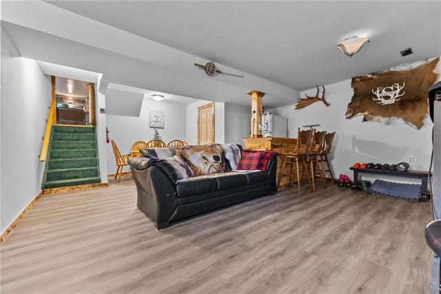 29109 Highway 60 Highway, House detached with 3 bedrooms, 1 bathrooms and 5 parking in South Algonquin ON | Image 22