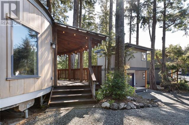 1015 Peninsula Rd, Home with 0 bedrooms, 0 bathrooms and null parking in Ucluelet BC | Image 27