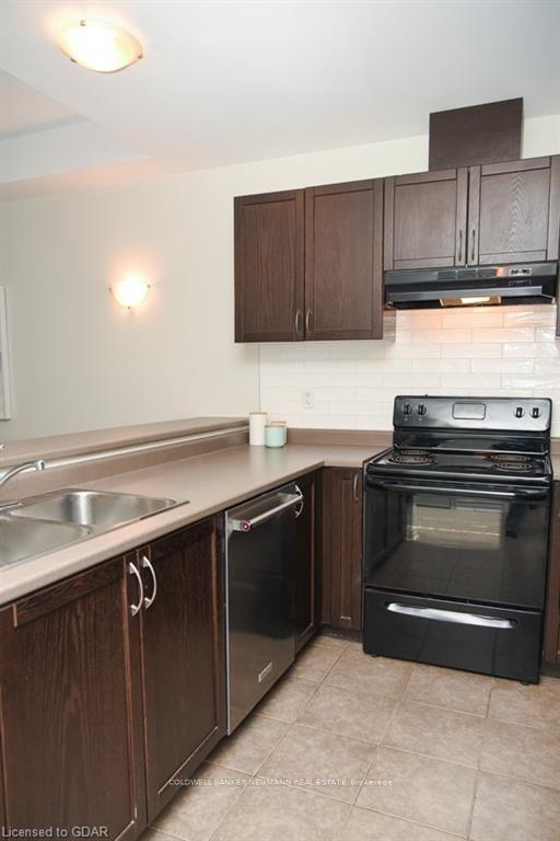 209 - 2 Colonial Dr, Condo with 2 bedrooms, 2 bathrooms and 2 parking in Guelph ON | Image 19