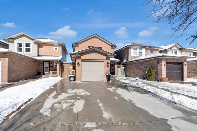 20 Mara Cres, House detached with 3 bedrooms, 3 bathrooms and 3 parking in Brampton ON | Image 1