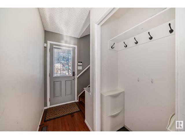 2925 23 St St Nw, House semidetached with 3 bedrooms, 2 bathrooms and null parking in Edmonton AB | Image 19