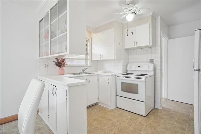 165 West 27th Street, House detached with 4 bedrooms, 1 bathrooms and 3 parking in Hamilton ON | Image 11