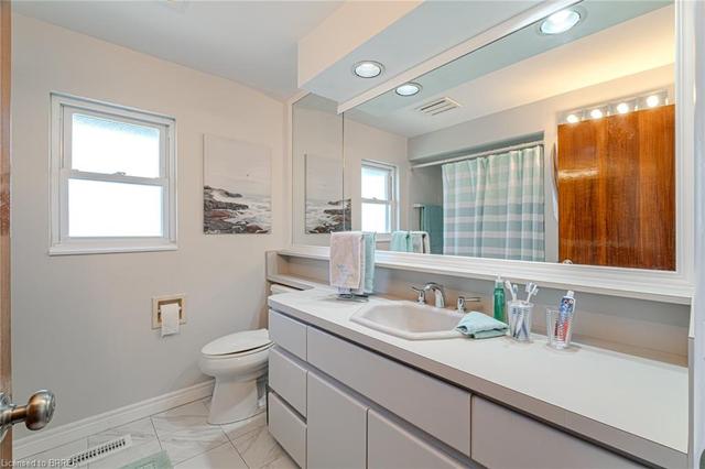 Spacious upper bathroom with tub and shower combo. *Please note that the jet tub is inoperable | Image 15
