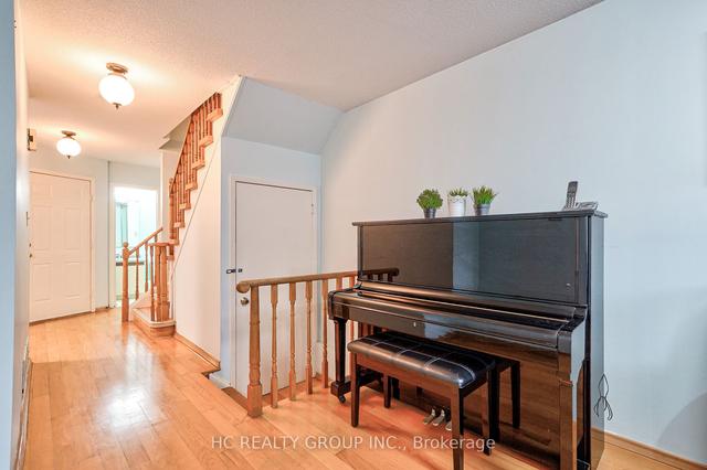 43 Sandyhook Sq, House detached with 3 bedrooms, 3 bathrooms and 2 parking in Toronto ON | Image 23