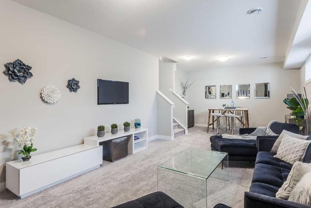 210 - 20 Silverado Crest Park Sw, Home with 3 bedrooms, 2 bathrooms and 2 parking in Calgary AB | Image 13