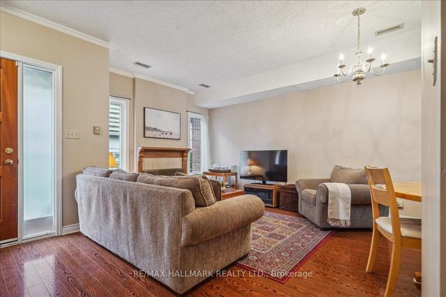 11 - 110 Mary St W, Townhouse with 3 bedrooms, 3 bathrooms and 1 parking in Whitby ON | Image 37