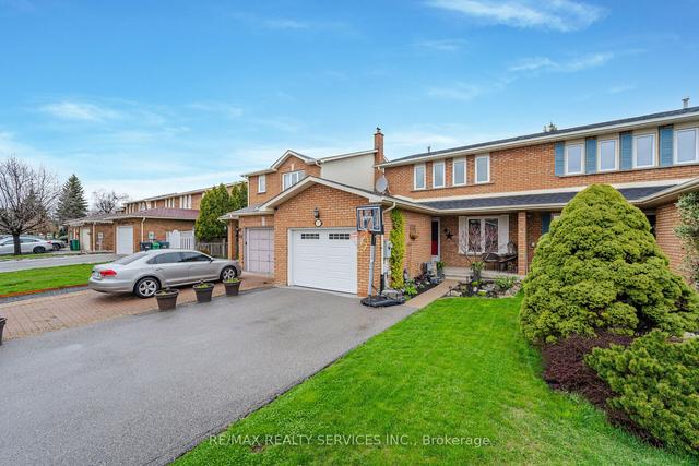 57 Dumfries Ave, House attached with 3 bedrooms, 4 bathrooms and 4 parking in Brampton ON | Image 23