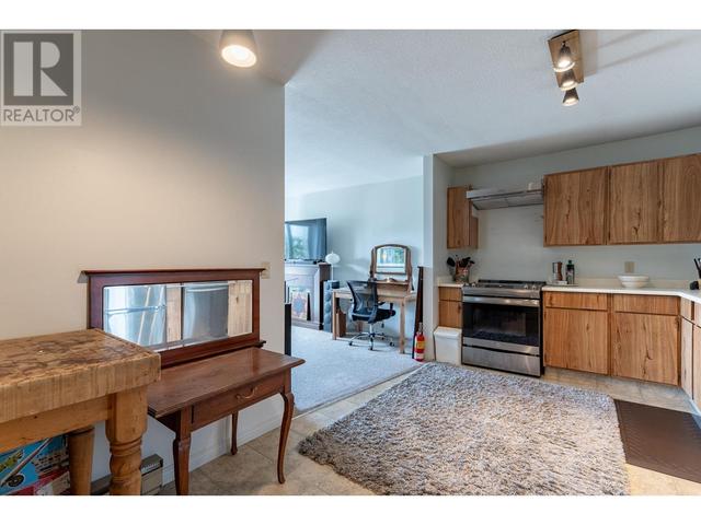 214 - 1640 Ufton Court, Condo with 1 bedrooms, 1 bathrooms and null parking in Kelowna BC | Image 4