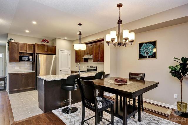 405 Cope Drive, Townhouse with 3 bedrooms, 3 bathrooms and 2 parking in Ottawa ON | Image 9