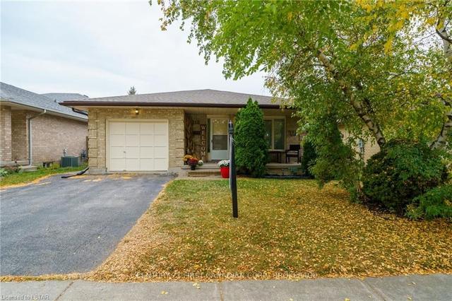 118 Ashley Cres, House detached with 3 bedrooms, 2 bathrooms and 3 parking in London ON | Image 12