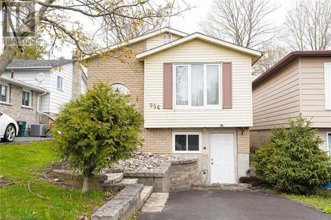 954 Old Colony Road, Kingston, ON, K7P1J7 | Card Image