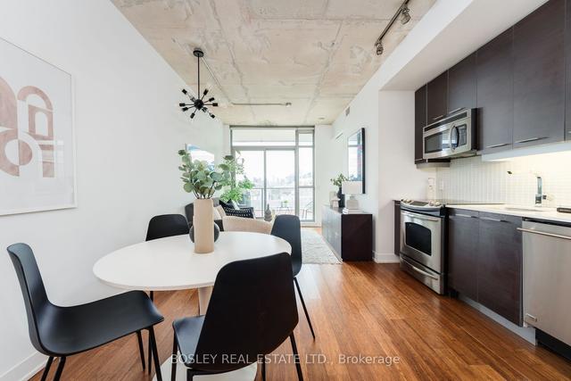 704 - 2 Gladstone Ave, Condo with 2 bedrooms, 1 bathrooms and 1 parking in Toronto ON | Image 14