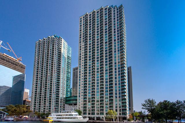 302 - 77 Harbour Sq, Condo with 2 bedrooms, 2 bathrooms and 1 parking in Toronto ON | Image 1