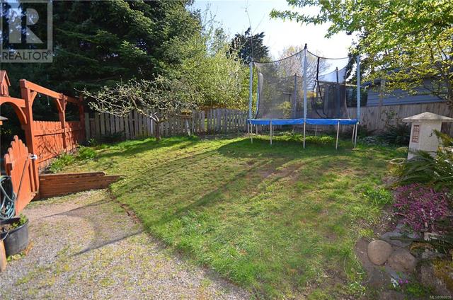 9 Machleary St, House detached with 3 bedrooms, 2 bathrooms and 1 parking in Nanaimo BC | Image 23