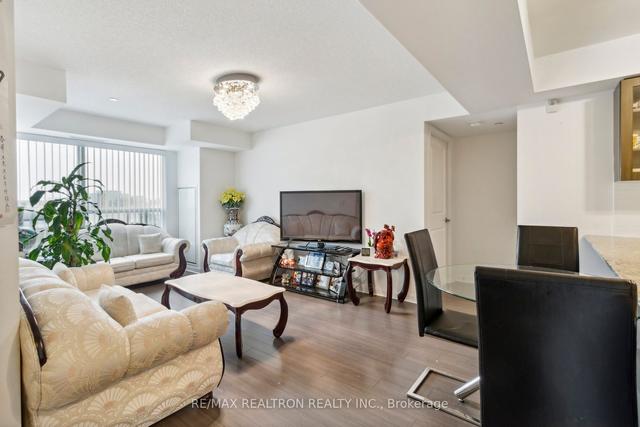 916 - 75 Norman Bethune Ave, Condo with 2 bedrooms, 2 bathrooms and 1 parking in Richmond Hill ON | Image 8