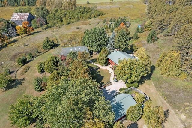 9126 Sideroad 27, House detached with 4 bedrooms, 2 bathrooms and 10 parking in Erin ON | Image 1