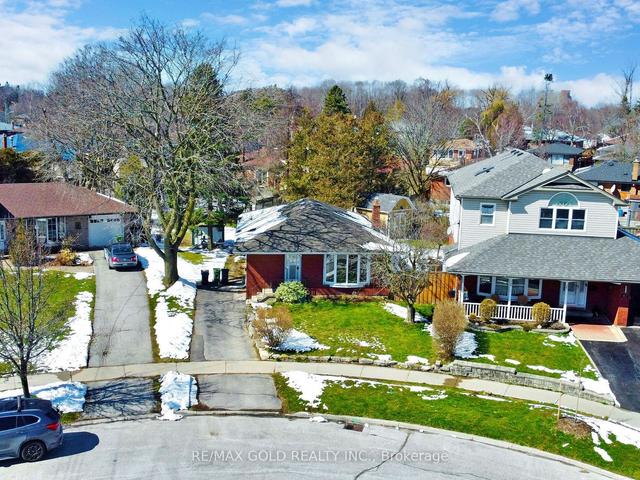 40 Fordover Dr, House detached with 3 bedrooms, 2 bathrooms and 3 parking in Toronto ON | Image 21