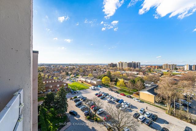 1004 - 75 Glenburn Crt, Condo with 3 bedrooms, 1 bathrooms and 2 parking in Hamilton ON | Image 21