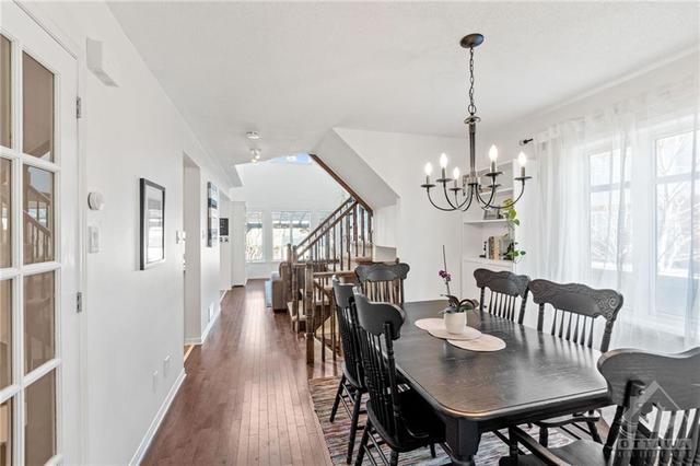 4435 Goldeneye Way, Townhouse with 3 bedrooms, 3 bathrooms and 3 parking in Ottawa ON | Image 5