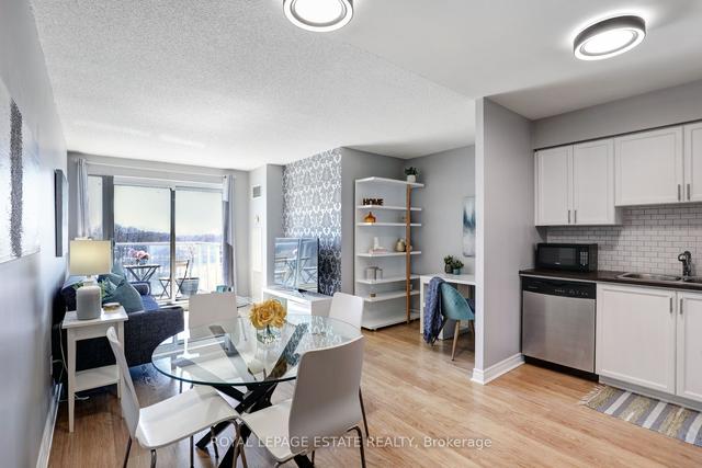 609 - 60 Town Centre Crt, Condo with 1 bedrooms, 1 bathrooms and 1 parking in Toronto ON | Image 1