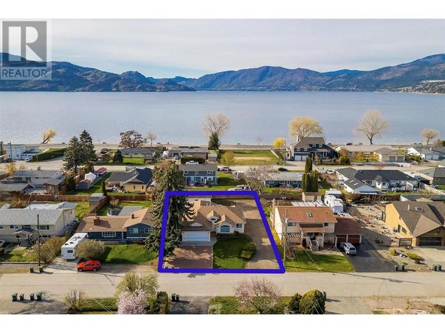4123 San Clemente Avenue, House detached with 3 bedrooms, 2 bathrooms and 6 parking in Peachland BC | Image 4