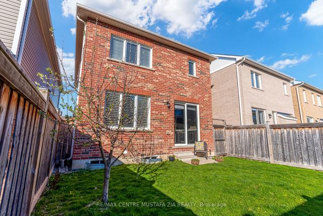 1103 Biason Circ, House detached with 3 bedrooms, 3 bathrooms and 2 parking in Milton ON | Image 33