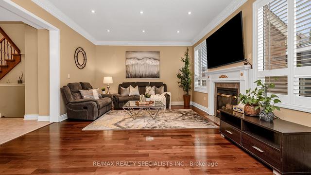 13 Wonder Way, House detached with 5 bedrooms, 6 bathrooms and 7 parking in Brampton ON | Image 38