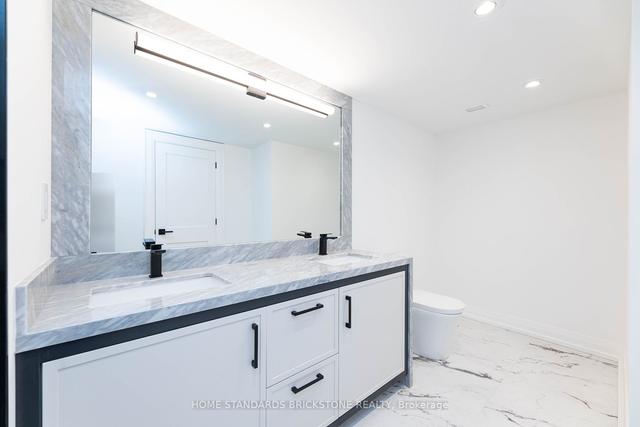 805 - 61 St Clair Ave W, Condo with 2 bedrooms, 2 bathrooms and 2 parking in Toronto ON | Image 26
