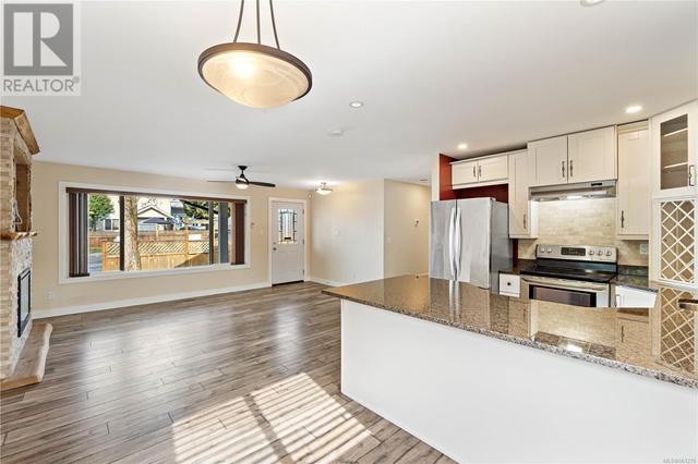 603 Victoria Rd, House detached with 3 bedrooms, 2 bathrooms and 4 parking in Nanaimo BC | Image 9