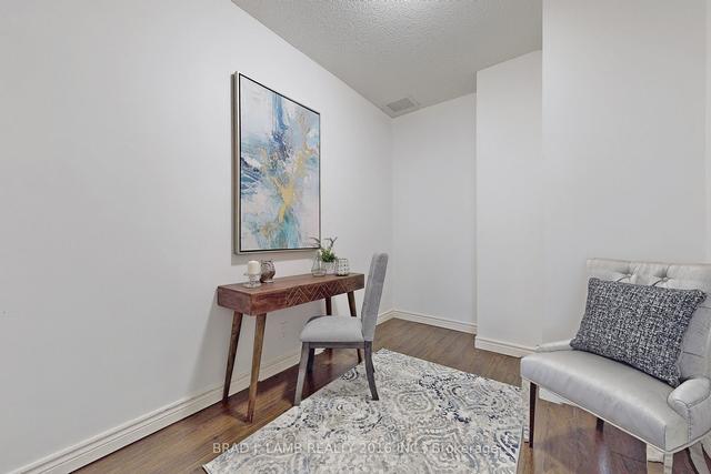 904 - 393 King St W, Condo with 2 bedrooms, 1 bathrooms and 0 parking in Toronto ON | Image 6